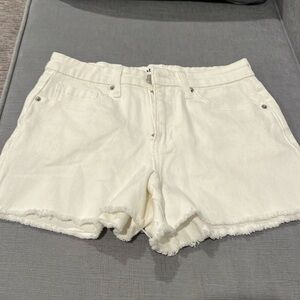ABOUND women’s white denim cut off shorts size 26